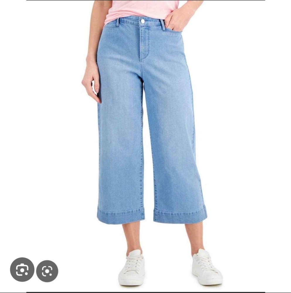 Charter Club Light Wash High Rise Wide Leg Crop Jeans